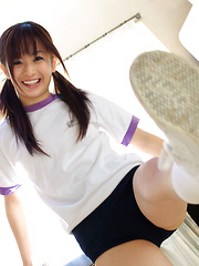 Hikari Yamaguchi Asian in shorts loves to play all over the house