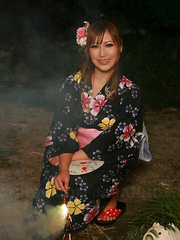 Hot Japanese lady in kimono Eri Hoshikawa